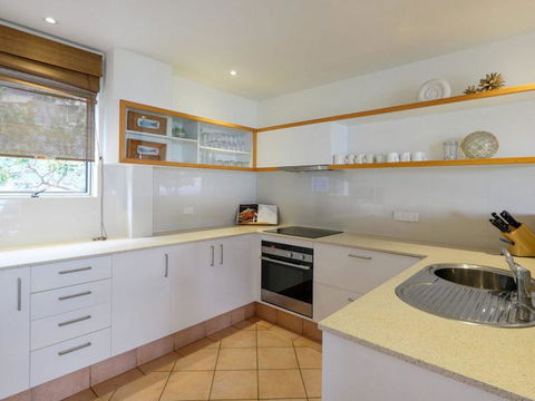 Beachies 3 - Accommodation Gladstone 11