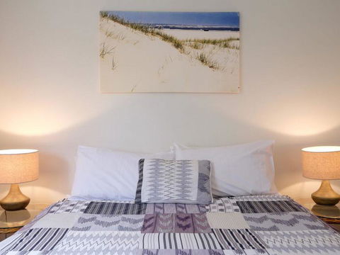 Beachies 3 - Accommodation Gladstone 10