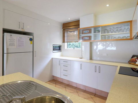 Beachies 3 - Accommodation Gladstone 13