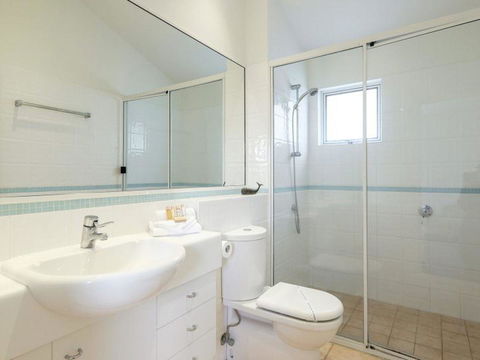 Beachies 3 - Accommodation Gladstone 5