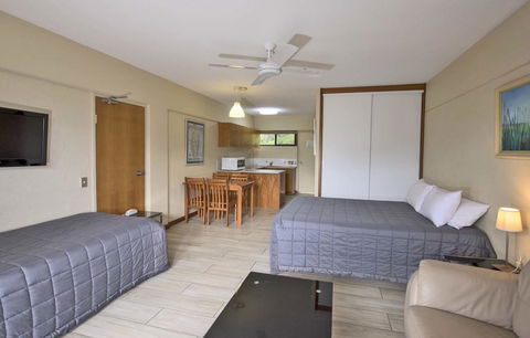 Anchorage On Straddie - Accommodation Gladstone 27