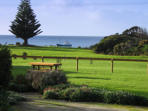King Island Accommodation Cottages - Accommodation Gladstone 3