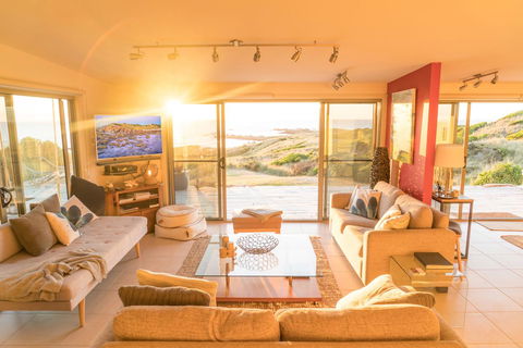Porky Beach Retreat - King Island Escapes - Accommodation Gladstone 18
