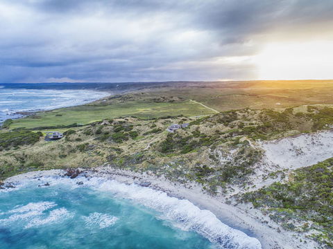 Porky Beach Retreat - King Island Escapes - Accommodation Gladstone 15