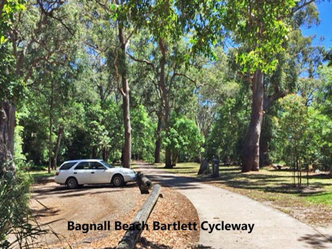 'Bagnall Views' 2/161 Government Rd - Stylish & Modern Duplex Across The Road To The Waters Edge - Accommodation Gladstone 3