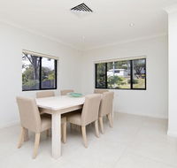 'Ocean to Beach' Luxury Hide Away - Accommodation Gladstone