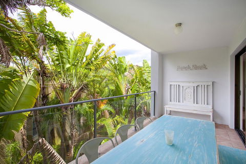 'Pandanus Cove' Apartment 5 - Accommodation Gladstone 2
