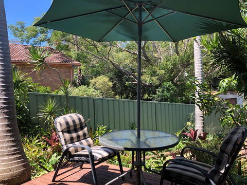 'Sandy Palms' 28 Moorooba Cr - Beautiful Home With Wifi, Air-con And Boat Parking - Accommodation Gladstone 3