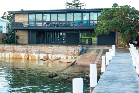 'Southwind' On Main Street - Accommodation Gladstone 1