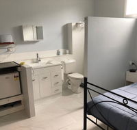 'Tranquil moments on Macleod' - Accommodation Gladstone