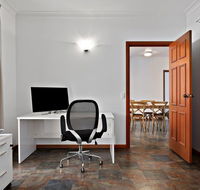 1 Gordon St Cowes - Kenros Beach House - Accommodation Gladstone