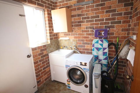 1/2 Brunswick Avenue - Accommodation Gladstone 1
