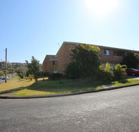 1/2 Brunswick Avenue - Accommodation Gladstone