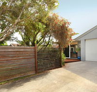 1/882 David Low Way Marcoola - 500 Bond Linen included pet friendly - Accommodation Gladstone