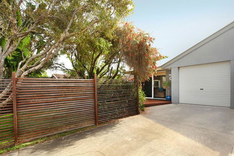 1/882 David Low Way Marcoola - 500 Bond, Linen Included, Pet Friendly - Accommodation Gladstone 0