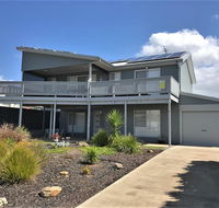 10 Hobart Road - Accommodation Gladstone
