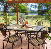 11 Bay Street - waterfront holiday - Accommodation Gladstone