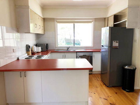 11 Findlay Street - Accommodation Gladstone 1