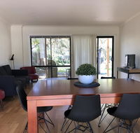 11 Findlay Street - Accommodation Gladstone