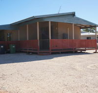 11A King Place - Large Deck and BBQ area - Accommodation Gladstone