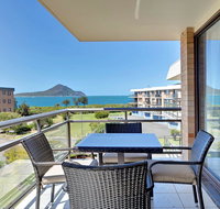 12 'Commodore' 6 Intrepid Close - beautiful water views - Accommodation Gladstone