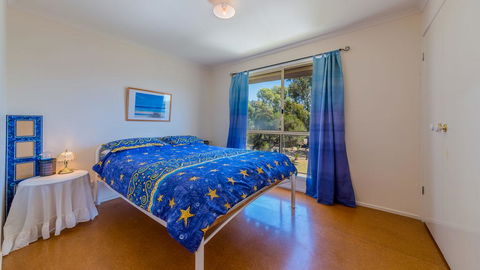 12 Aloha Drive, Ventnor - Accommodation Gladstone 3