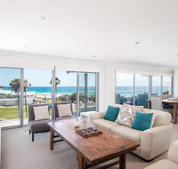 12 Cliff Road - Accommodation Gladstone
