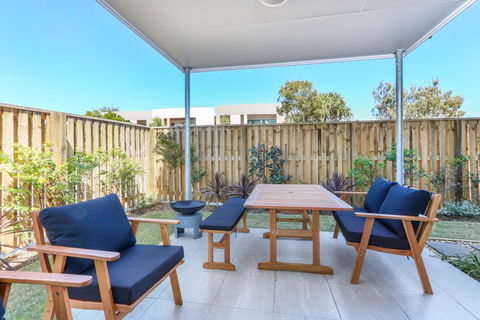 12 Sunfish Lane Beachshack - Accommodation Gladstone 3