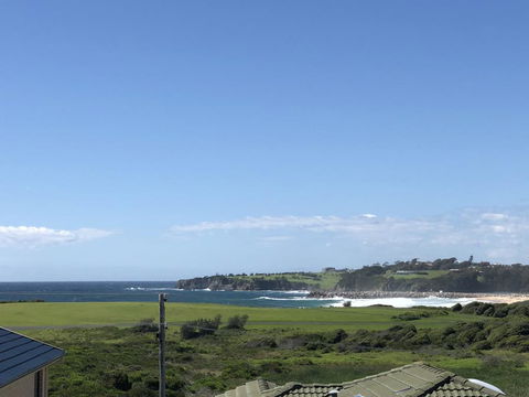 121 Montague Avenue, Kianga - Accommodation Gladstone 1