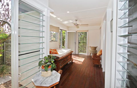 13 Ann Street, Coolum Beach, Pet Friendly, Linen Included - Accommodation Gladstone 1