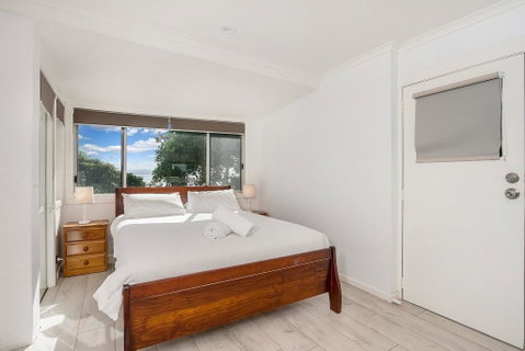 13 Brownell Drive Wategos Beach - Beach House - Accommodation Gladstone 3