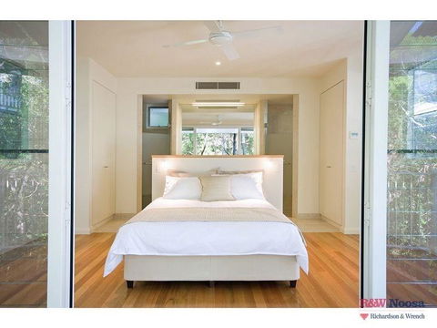 14 Little Cove Road - Accommodation Gladstone 1