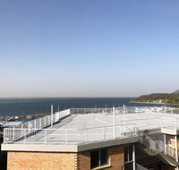 15 Dolphin Cove 2 - 6 Government Rd - Stunning Penthouse with views lift  Ducted Air Conditioning - Accommodation Gladstone