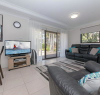 16 'Carindale' 19-23 Dowling St - Ground floor Foxtel Pool and Tennis Court - Accommodation Gladstone