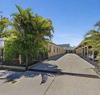 17 North Street Budget Accommodation - Accommodation Gladstone