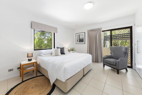 19 Ross Crescent - Accommodation Gladstone 1