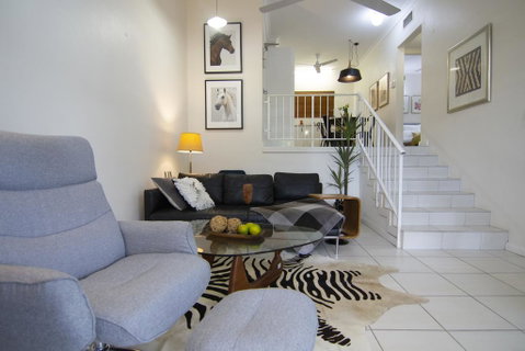 2 Bedroom Close To CBD - Accommodation Gladstone 0