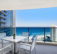 2 Bedroom Ocean View 27 Floors above H-Residences - Accommodation Gladstone