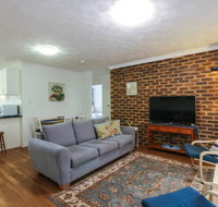 2 Bedroom St Lucia Apartment close to UQ and CityCat - Accommodation Gladstone