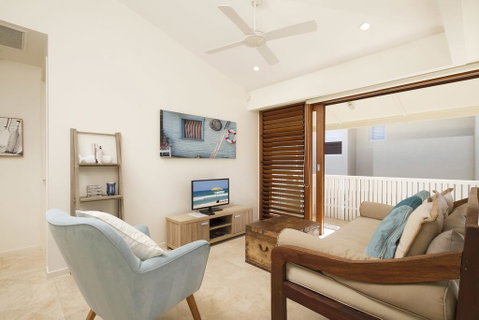 2 Hale Lani - Accommodation Gladstone 0