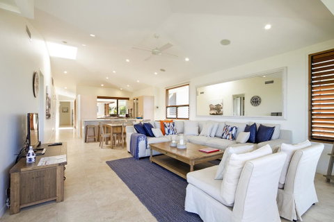 2 Hale Lani - Accommodation Gladstone 3