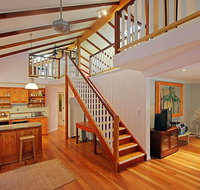 2 Manfred Street Belongil Beach - Susie's Beach House - Accommodation Gladstone