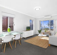 2 South Pacific - Accommodation Gladstone