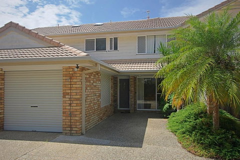 2/18-20 Kipling Street, Byron - Eastpoint - Accommodation Gladstone 0