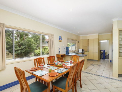 2/184 Kularoo Drive - Accommodation Gladstone 3