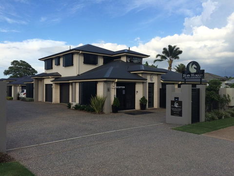 21 On Hursley Motel Apartments - Accommodation Gladstone 0