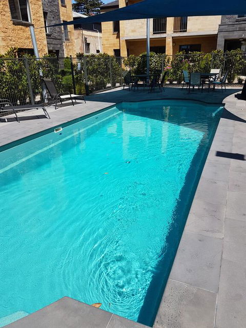 22 Gillies Street Apartments - Accommodation Gladstone 1