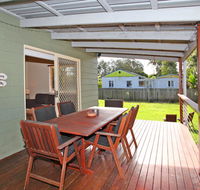 24 Sundew Street Mudjimba - 500 Bond - Pet Friendly Linen Supplied WIFI Air Cond. - Accommodation Gladstone