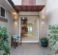 25 Christmas Bush Avenue - aircon pet friendly small boat parking  WIFI - Accommodation Gladstone