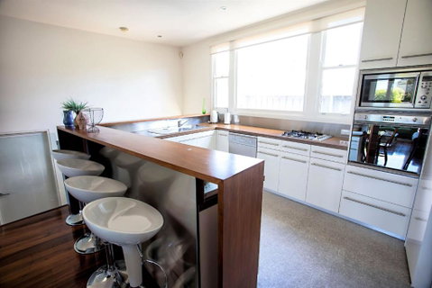 BELLA CASA - Accommodation Gladstone 2